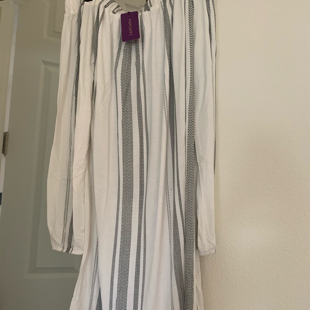 New with tags off the shoulder boho style dress